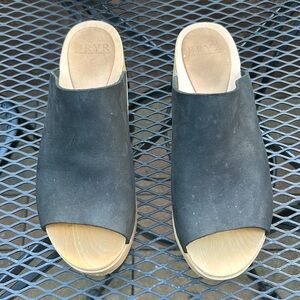 Bryr Norma Platform Clog